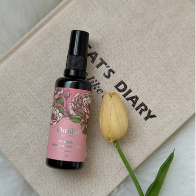 想抓住人心，先留下你的好感氣味印象！
貴人製造噴霧 People peron liquid 自帶磁場卻同時給人親近溫暖的安全感，運用植萃能量打造人見人愛的氛圍感！